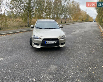 Мицубиси Лансер 2008 в Запорожье на Automoto.ua Серый Мицубиси Лансер, объемом двигателя 2 л и пробегом 300 тыс. км за 6000 $, фото 1 на Automoto.ua