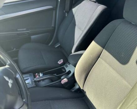 Мицубиси Лансер 2008 в Мукачеве на Automoto.ua Серый Мицубиси Лансер, объемом двигателя 1.5 л и пробегом 289 тыс. км за 6800 $, фото 14 на Automoto.ua