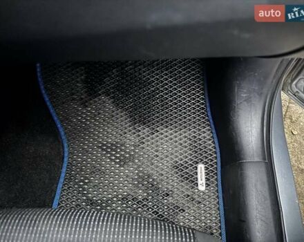 Серый Мицубиси Лансер, объемом двигателя 1.5 л и пробегом 147 тыс. км за 6700 $, фото 12 на Automoto.ua