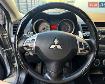Сірий Міцубісі Lancer, об'ємом двигуна 2 л та пробігом 238 тис. км за 6000 $, фото 17 на Automoto.ua