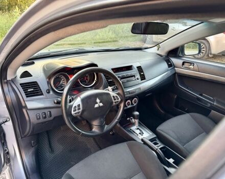 Серый Мицубиси Лансер, объемом двигателя 2 л и пробегом 223 тыс. км за 6890 $, фото 10 на Automoto.ua