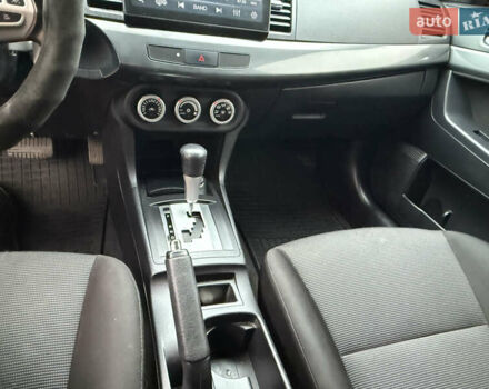 Сірий Міцубісі Lancer, об'ємом двигуна 2 л та пробігом 92 тис. км за 8200 $, фото 18 на Automoto.ua