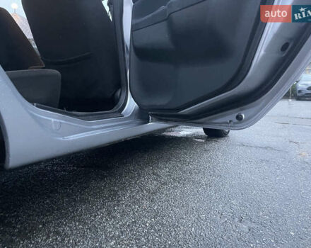 Сірий Міцубісі Lancer, об'ємом двигуна 1.58 л та пробігом 220 тис. км за 5900 $, фото 14 на Automoto.ua