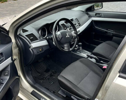 Сірий Міцубісі Lancer, об'ємом двигуна 2 л та пробігом 230 тис. км за 6800 $, фото 18 на Automoto.ua