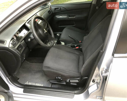 Мицубиси Лансер 2008 в Николаеве на Automoto.ua Серый Мицубиси Лансер, объемом двигателя 1.58 л и пробегом 132 тыс. км за 5900 $, фото 19 на Automoto.ua