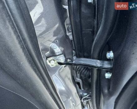 Сірий Міцубісі Lancer, об'ємом двигуна 2 л та пробігом 92 тис. км за 9800 $, фото 96 на Automoto.ua