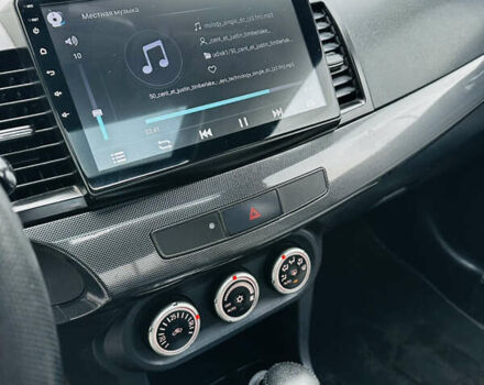 Сірий Міцубісі Lancer, об'ємом двигуна 2 л та пробігом 238 тис. км за 5350 $, фото 15 на Automoto.ua