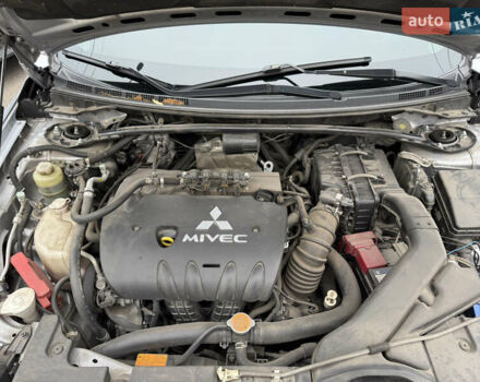 Сірий Міцубісі Lancer, об'ємом двигуна 2 л та пробігом 253 тис. км за 8700 $, фото 48 на Automoto.ua