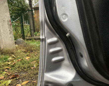 Сірий Міцубісі Lancer, об'ємом двигуна 1.58 л та пробігом 240 тис. км за 4299 $, фото 13 на Automoto.ua