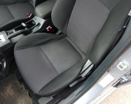 Серый Мицубиси Лансер, объемом двигателя 2 л и пробегом 189 тыс. км за 6350 $, фото 5 на Automoto.ua