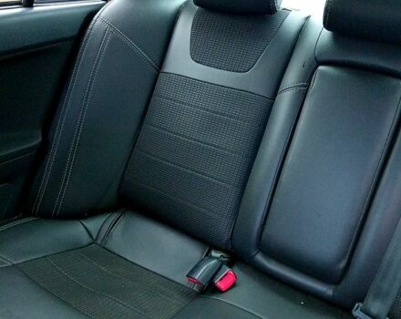 Серый Мицубиси Лансер, объемом двигателя 2 л и пробегом 243 тыс. км за 5500 $, фото 11 на Automoto.ua