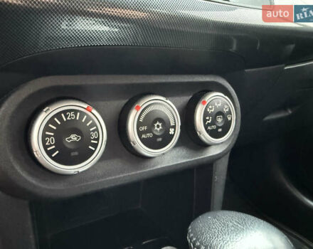 Сірий Міцубісі Lancer, об'ємом двигуна 2 л та пробігом 92 тис. км за 8200 $, фото 16 на Automoto.ua