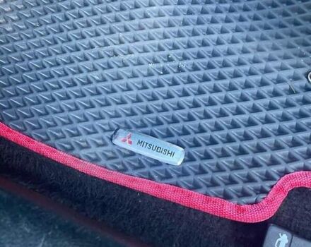 Серый Мицубиси Лансер, объемом двигателя 1.6 л и пробегом 242 тыс. км за 4500 $, фото 3 на Automoto.ua