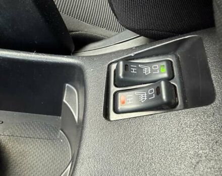 Серый Мицубиси Лансер, объемом двигателя 2 л и пробегом 230 тыс. км за 6900 $, фото 49 на Automoto.ua