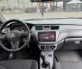 Серый Мицубиси Лансер, объемом двигателя 1.58 л и пробегом 283 тыс. км за 5000 $, фото 9 на Automoto.ua