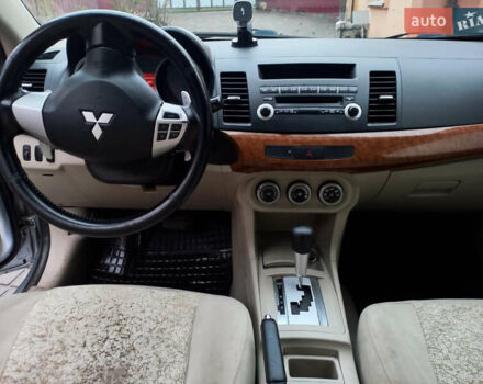 Сірий Міцубісі Lancer, об'ємом двигуна 2 л та пробігом 180 тис. км за 6400 $, фото 4 на Automoto.ua