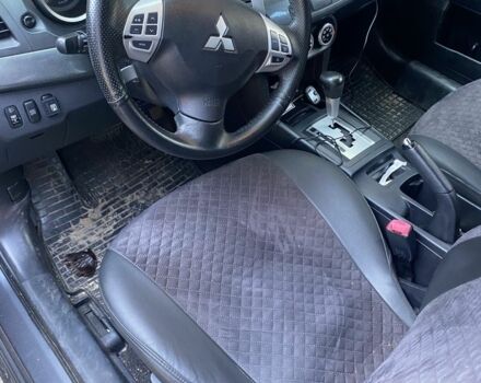 Мицубиси Лансер 2008 в Днепре (Днепропетровске) на Automoto.ua Серый Мицубиси Лансер, объемом двигателя 2 л и пробегом 215 тыс. км за 6800 $, фото 5 на Automoto.ua