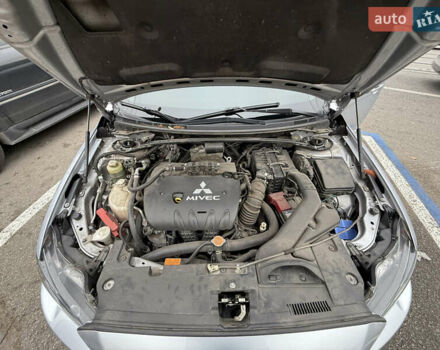 Сірий Міцубісі Lancer, об'ємом двигуна 2 л та пробігом 253 тис. км за 8700 $, фото 47 на Automoto.ua