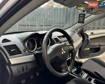 Міцубісі Lancer 2009 у Львові на Automoto.ua Сірий Міцубісі Lancer, об'ємом двигуна 1.5 л та пробігом 174 тис. км за 5990 $, фото 20 на Automoto.ua
