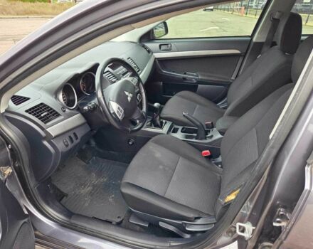 Сірий Міцубісі Lancer, об'ємом двигуна 1.8 л та пробігом 44 тис. км за 3300 $, фото 18 на Automoto.ua