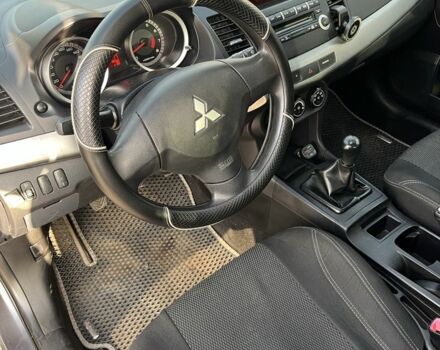 Сірий Міцубісі Lancer, об'ємом двигуна 1.5 л та пробігом 236 тис. км за 6000 $, фото 8 на Automoto.ua