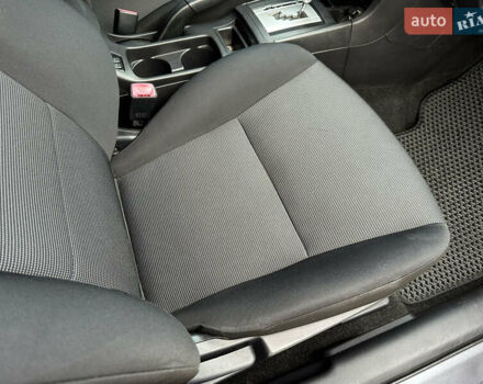 Сірий Міцубісі Lancer, об'ємом двигуна 2 л та пробігом 103 тис. км за 7500 $, фото 9 на Automoto.ua
