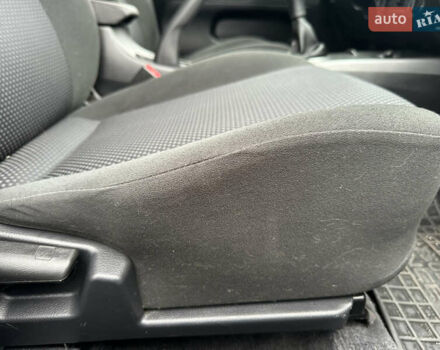 Сірий Міцубісі Lancer, об'ємом двигуна 1.58 л та пробігом 94 тис. км за 6500 $, фото 11 на Automoto.ua