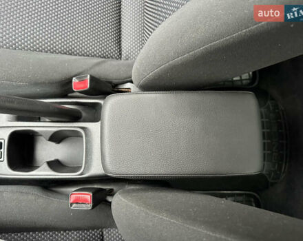 Мицубиси Лансер 2009 в Киеве на Automoto.ua Серый Мицубиси Лансер, объемом двигателя 1.58 л и пробегом 94 тыс. км за 5990 $, фото 22 на Automoto.ua