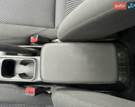 Сірий Міцубісі Lancer, об'ємом двигуна 1.58 л та пробігом 94 тис. км за 6500 $, фото 22 на Automoto.ua
