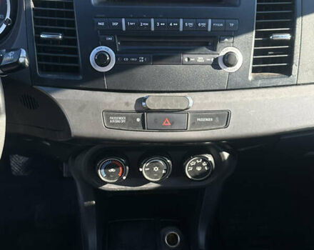 Сірий Міцубісі Lancer, об'ємом двигуна 1.5 л та пробігом 225 тис. км за 4250 $, фото 16 на Automoto.ua