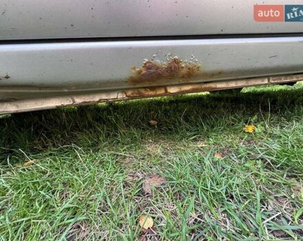 Серый Мицубиси Лансер, объемом двигателя 1.5 л и пробегом 265 тыс. км за 6500 $, фото 15 на Automoto.ua