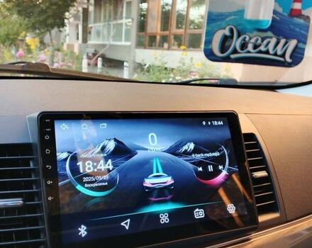 Серый Мицубиси Лансер, объемом двигателя 2.36 л и пробегом 225 тыс. км за 8500 $, фото 4 на Automoto.ua