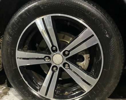 Серый Мицубиси Лансер, объемом двигателя 1.5 л и пробегом 227 тыс. км за 7300 $, фото 19 на Automoto.ua