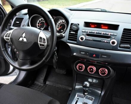 Сірий Міцубісі Lancer, об'ємом двигуна 2 л та пробігом 178 тис. км за 7400 $, фото 10 на Automoto.ua