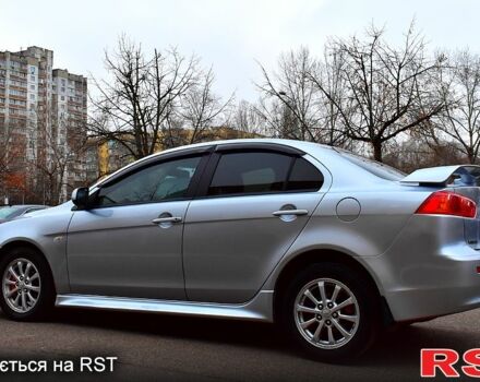 Серый Мицубиси Лансер, объемом двигателя 2 л и пробегом 178 тыс. км за 7400 $, фото 1 на Automoto.ua