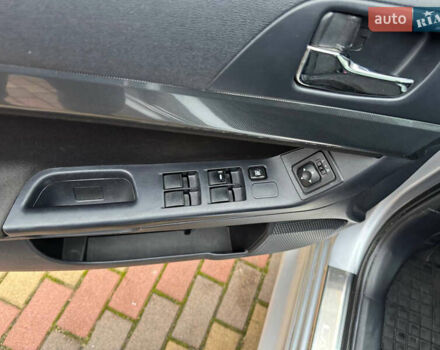 Сірий Міцубісі Lancer, об'ємом двигуна 2 л та пробігом 173 тис. км за 7200 $, фото 32 на Automoto.ua