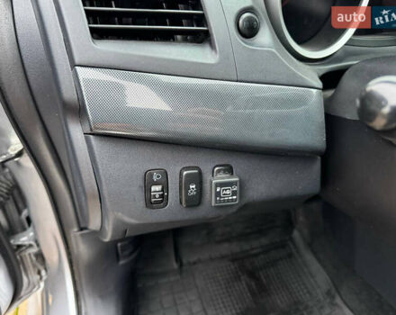 Сірий Міцубісі Lancer, об'ємом двигуна 2 л та пробігом 173 тис. км за 7200 $, фото 26 на Automoto.ua