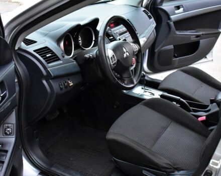 Сірий Міцубісі Lancer, об'ємом двигуна 2 л та пробігом 178 тис. км за 7400 $, фото 11 на Automoto.ua