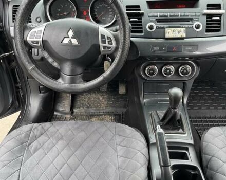 Сірий Міцубісі Lancer, об'ємом двигуна 2 л та пробігом 217 тис. км за 8500 $, фото 10 на Automoto.ua