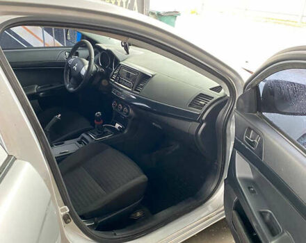 Сірий Міцубісі Lancer, об'ємом двигуна 1.6 л та пробігом 240 тис. км за 7000 $, фото 11 на Automoto.ua