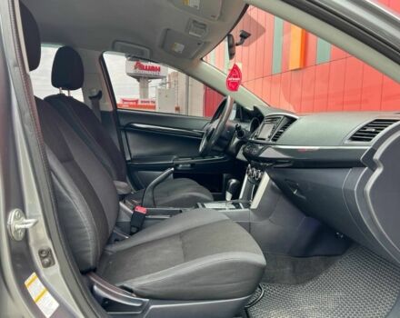 Серый Мицубиси Лансер, объемом двигателя 2 л и пробегом 170 тыс. км за 9500 $, фото 9 на Automoto.ua