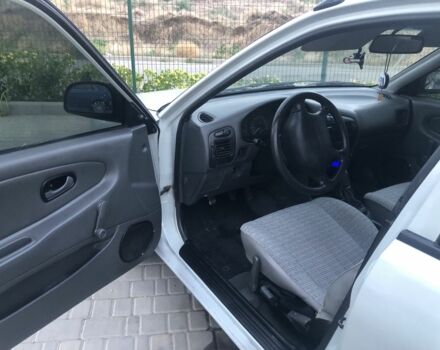 Сірий Міцубісі Lancer, об'ємом двигуна 1.6 л та пробігом 386 тис. км за 1800 $, фото 7 на Automoto.ua