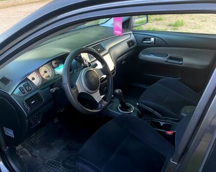 Сірий Міцубісі Lancer, об'ємом двигуна 2 л та пробігом 270 тис. км за 4200 $, фото 5 на Automoto.ua