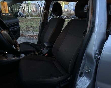 Серый Мицубиси Лансер, объемом двигателя 1.6 л и пробегом 220 тыс. км за 3999 $, фото 7 на Automoto.ua