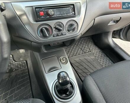 Сірий Міцубісі Lancer, об'ємом двигуна 1.59 л та пробігом 279 тис. км за 4999 $, фото 27 на Automoto.ua