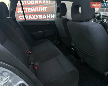 Серый Мицубиси Лансер, объемом двигателя 1.6 л и пробегом 278 тыс. км за 3900 $, фото 8 на Automoto.ua