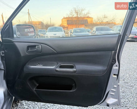 Серый Мицубиси Лансер, объемом двигателя 1.6 л и пробегом 278 тыс. км за 3900 $, фото 6 на Automoto.ua