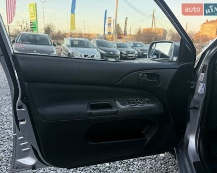 Серый Мицубиси Лансер, объемом двигателя 1.6 л и пробегом 278 тыс. км за 3900 $, фото 10 на Automoto.ua