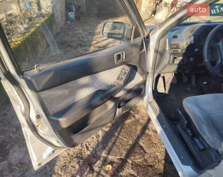 Серый Мицубиси Лансер, объемом двигателя 1.8 л и пробегом 180 тыс. км за 4500 $, фото 10 на Automoto.ua