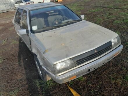 Сірий Міцубісі Lancer, об'ємом двигуна 0 л та пробігом 277 тис. км за 800 $, фото 1 на Automoto.ua